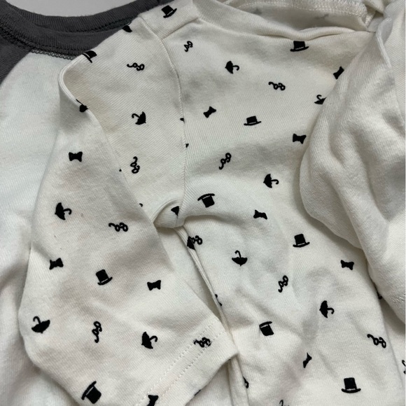 Old Navy • Baby 4 Pack Onesies Camo, I Love Milk - Picture 3 of 5